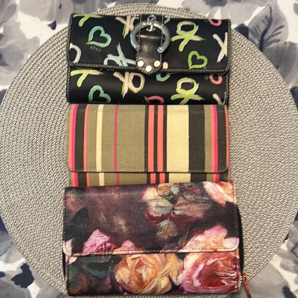 Wallets vinyl and fabric lots of storage (set of three)